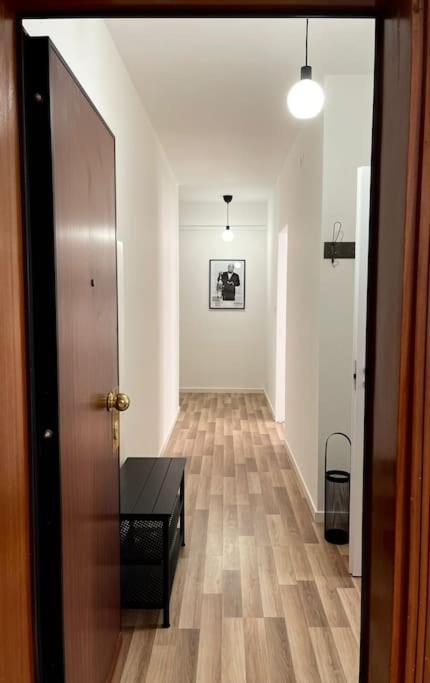 Leia Home W/Private Parking In Old Town Triest Exterior foto